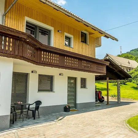 Apartmaji Jezerka *