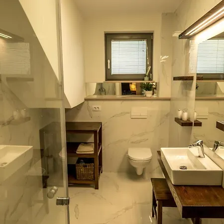 Apartmaji Jezerka * Bled