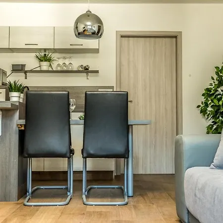 Apartmaji Jezerka Appartamento Bled