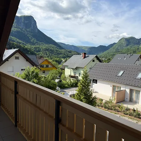 Apartmaji Jezerka * Bled